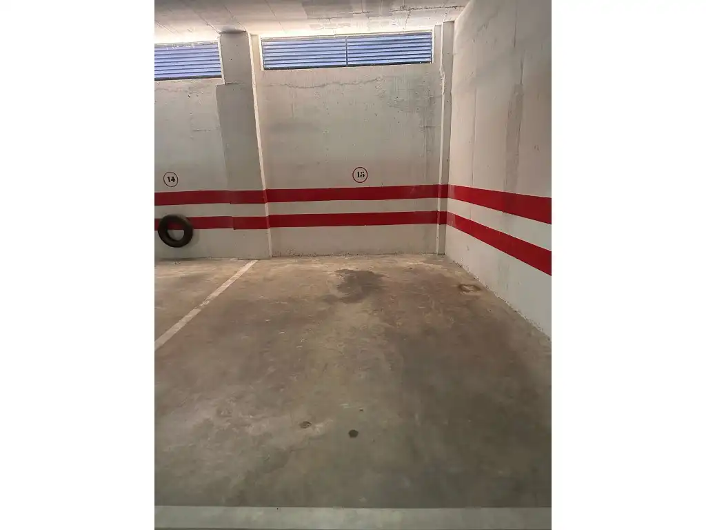 Parkplatz von Garage zur Miete in Torrox