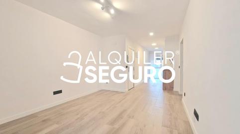 Foto 3 de Pis de lloguer a Pedrezuela, Ventas, Madrid Capital