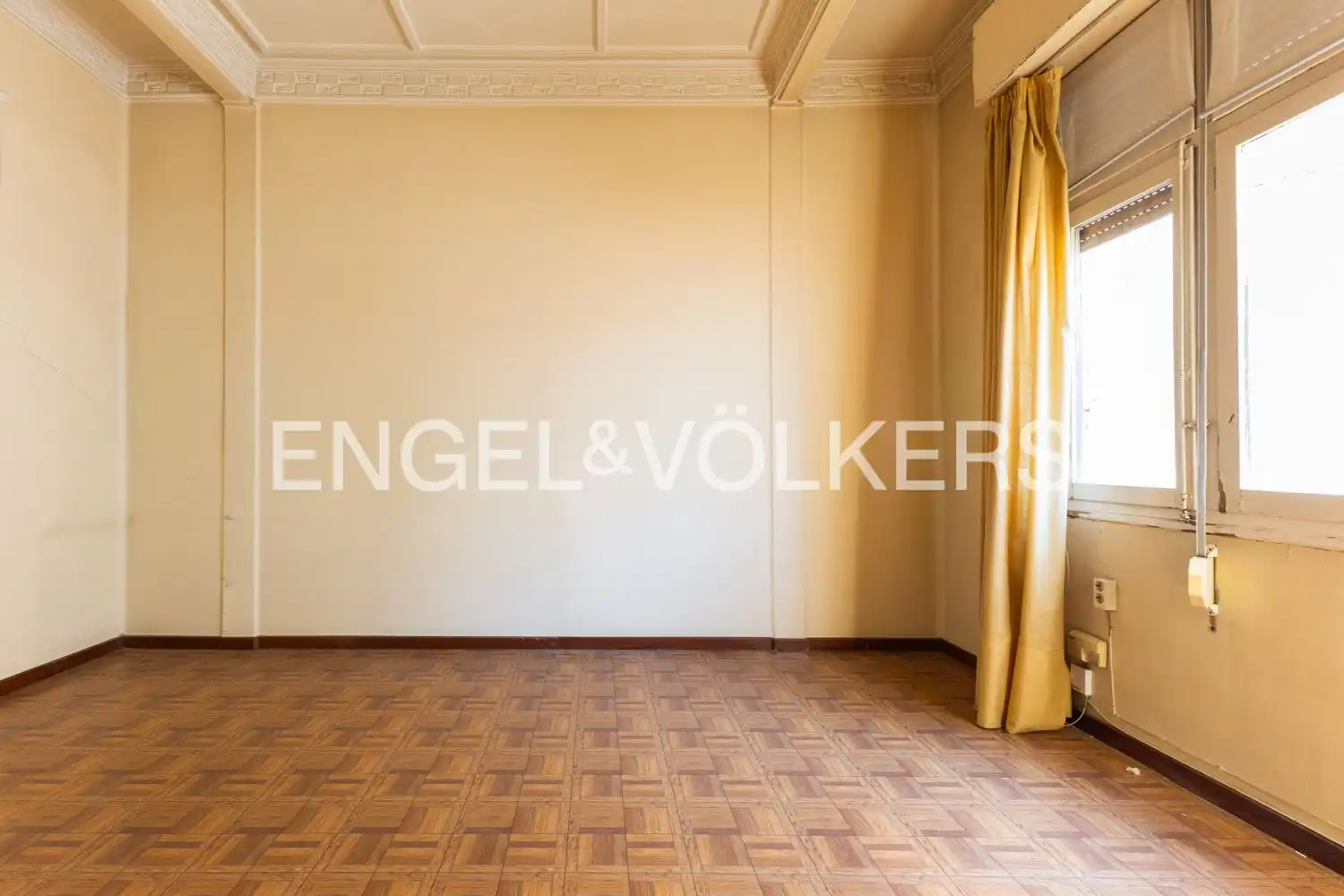 Wohnzimmer von Wohnung zum Verkauf in Valencia mit Heizung und Balkon