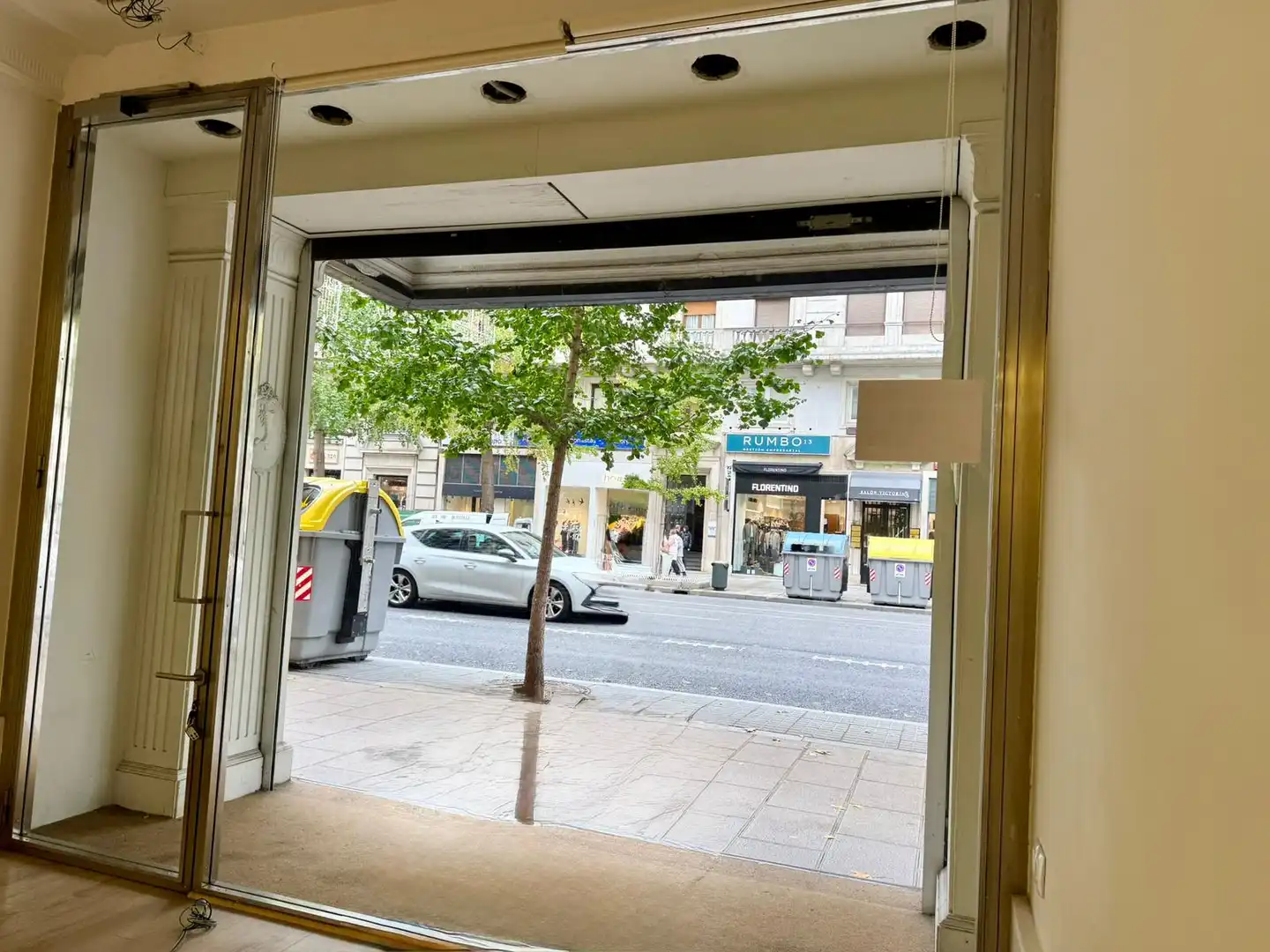 Außenansicht von Geschaftsraum zur Miete in Santander