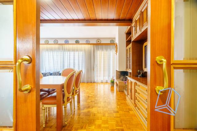 Piso en Venta en Diagonal - Colomeres