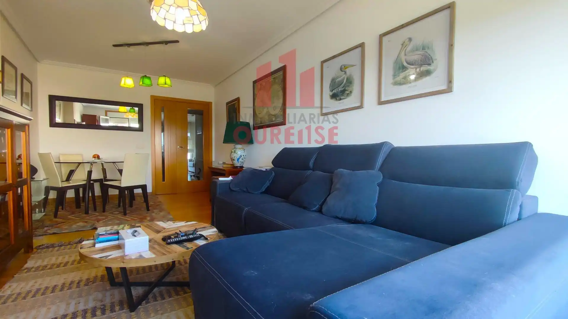 Sala d'estar de Pis en venda en San Cibrao das Viñas amb Calefacció, Traster i Balcó