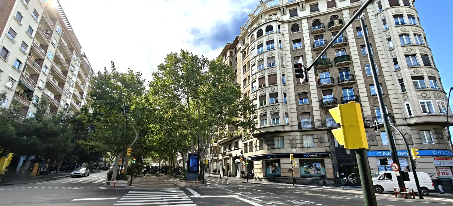 Exterior view of Flat for sale in Zaragoza  with Air Conditioner, Heating and Parquet flooring