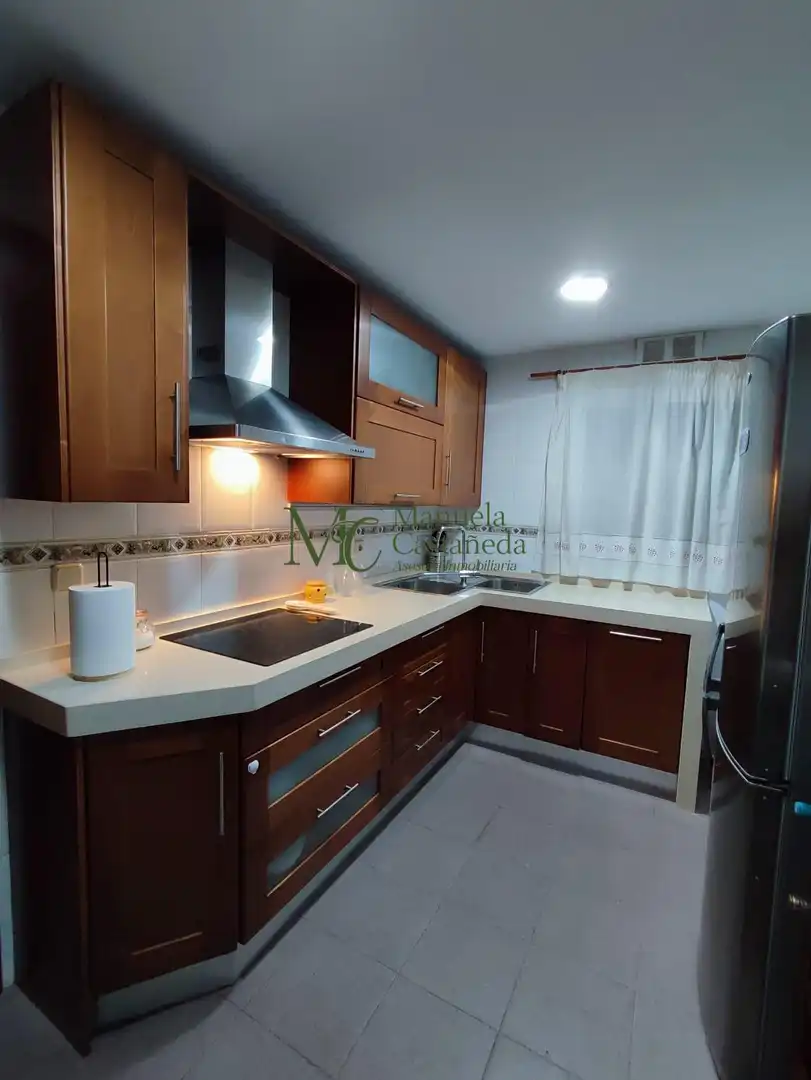 Cocina de Piso de alquiler en Mérida con Calefacción, Terraza y Amueblado
