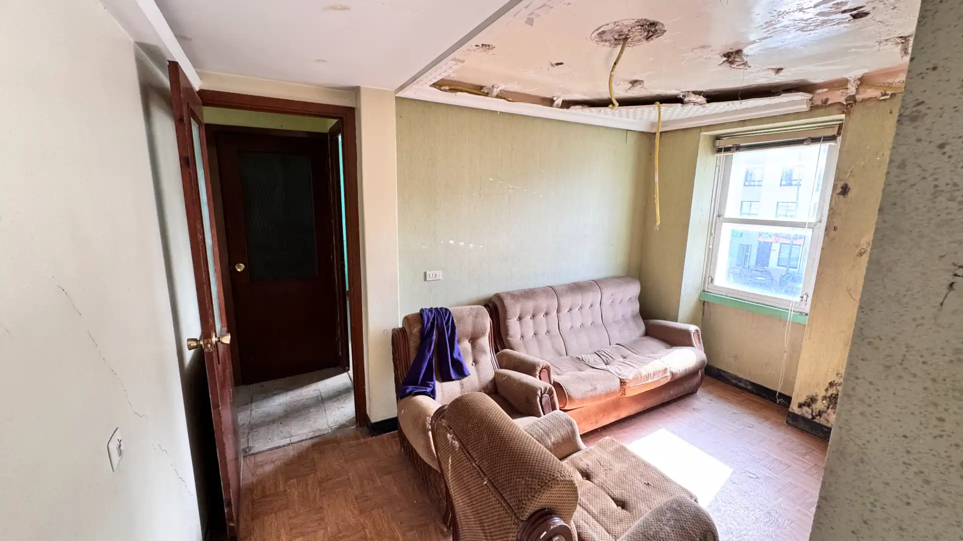 Sala d'estar de Casa o xalet en venda en Arteixo amb Jardí privat i Traster