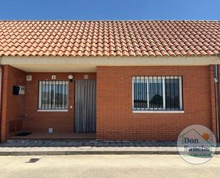 Exterior view of Single-family semi-detached for sale in Sardón de Duero