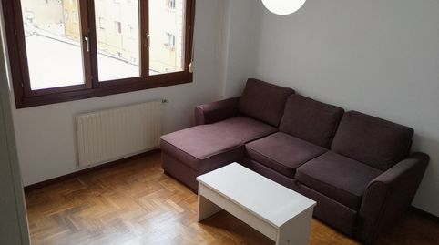 Foto 4 de Apartamento de alquiler en Calle del Padre Buenaventura de Paredes, 4, Milán - Pumarín, Oviedo