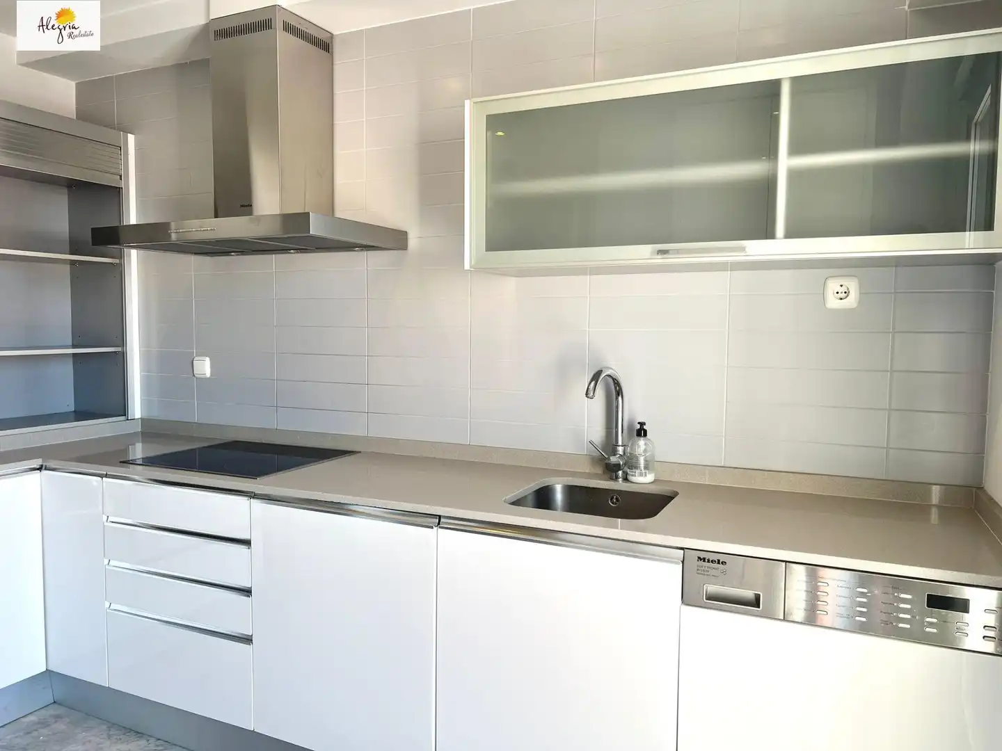Küche von Maisonette zum Verkauf in Valencia mit Klimaanlage, Heizung und Terrasse