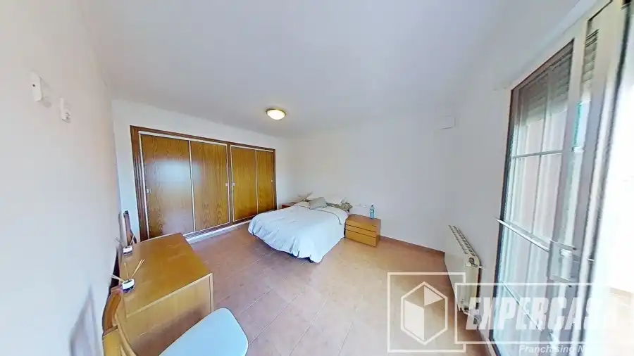 Villa con piscina in vendita a Urbanización LOS LAGOS/ALGINET 1009, imagen 38