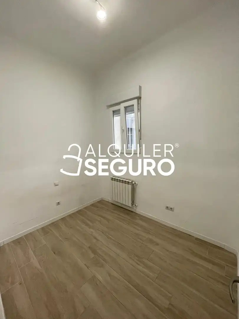 Habitación de Piso de alquiler en Madrid con Calefacción