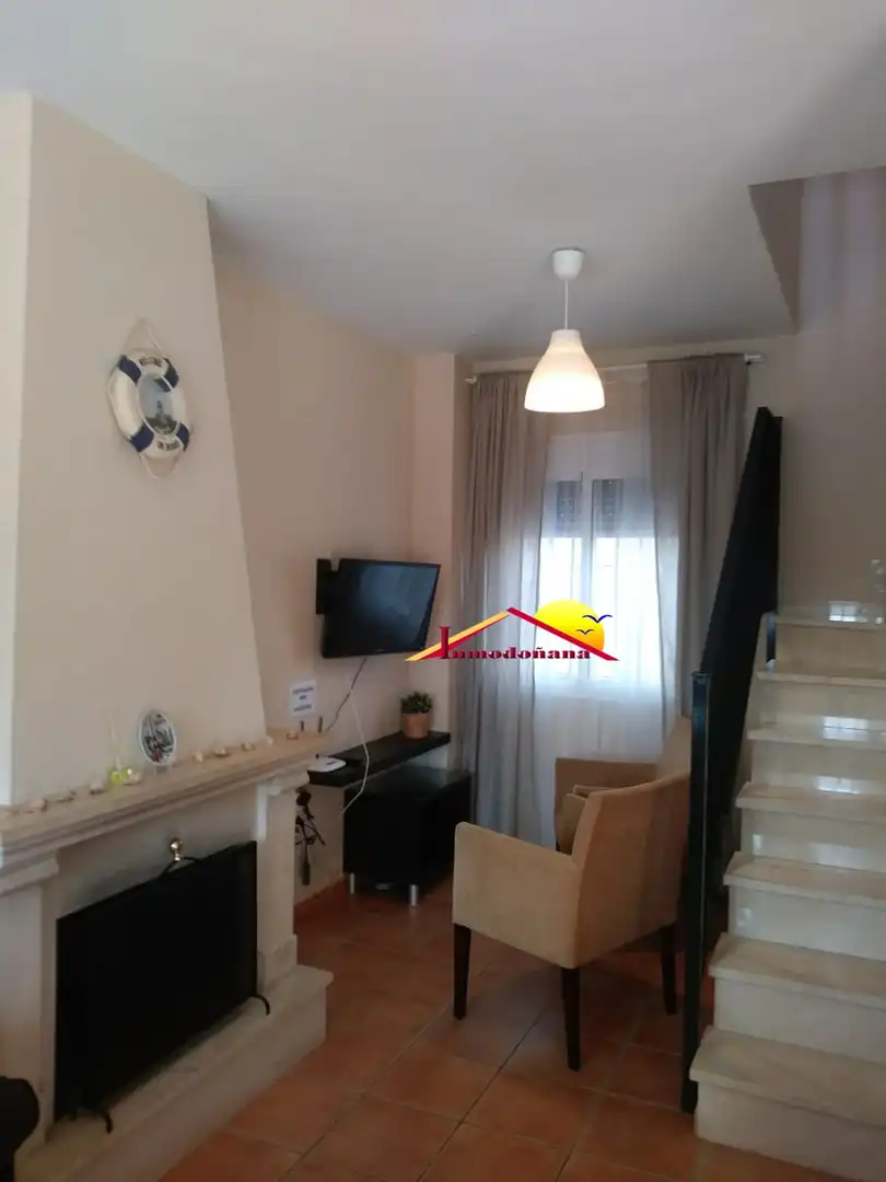 Dormitori de Casa adosada en venda en Almonte amb Terrassa, Traster i Moblat