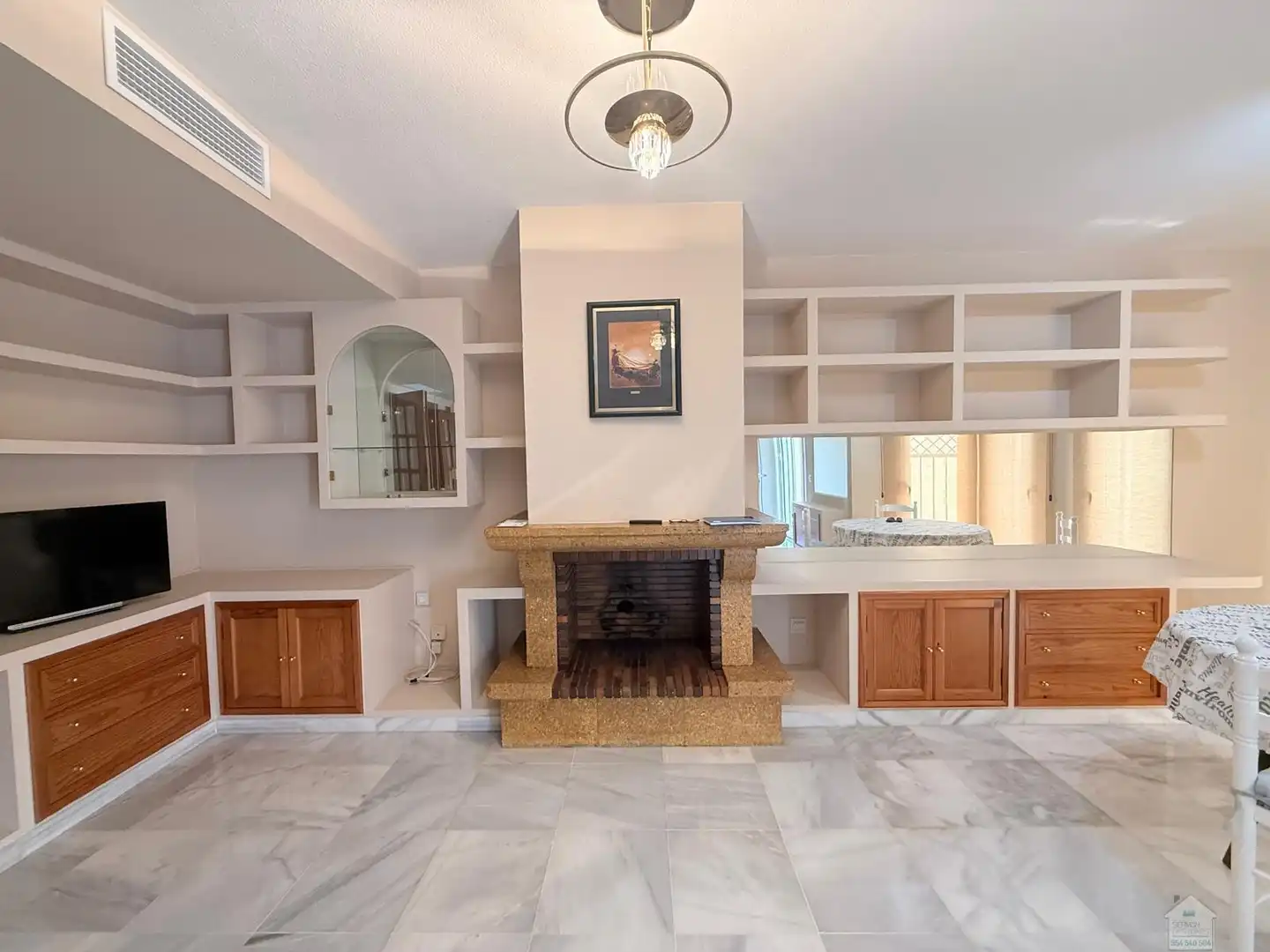 Sala de estar de Casa o chalet en venta en Tomares con Aire acondicionado, Terraza y Piscina comunitaria