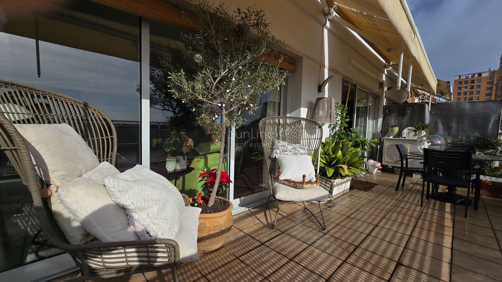 Terraza de Piso en venta en  Valencia Capital con Aire acondicionado, Terraza y Piscina