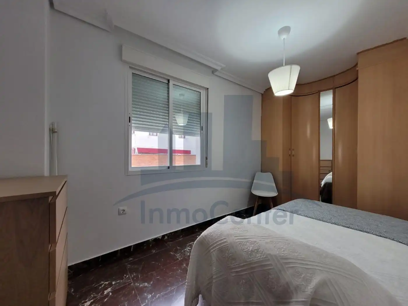 Habitación de Piso de alquiler en Badajoz con Terraza y Amueblado