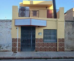 Exterior view of House or chalet for sale in Vila-real  with Air Conditioner, Terrace and Furnished