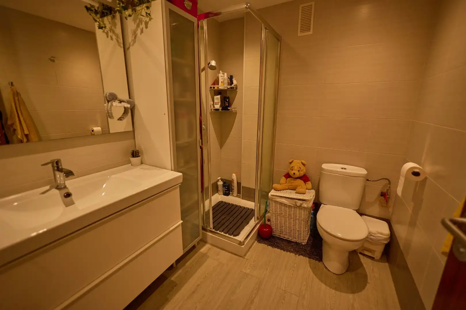 Bathroom of Flat for sale in Porreres  with Air Conditioner, Terrace and Storage room