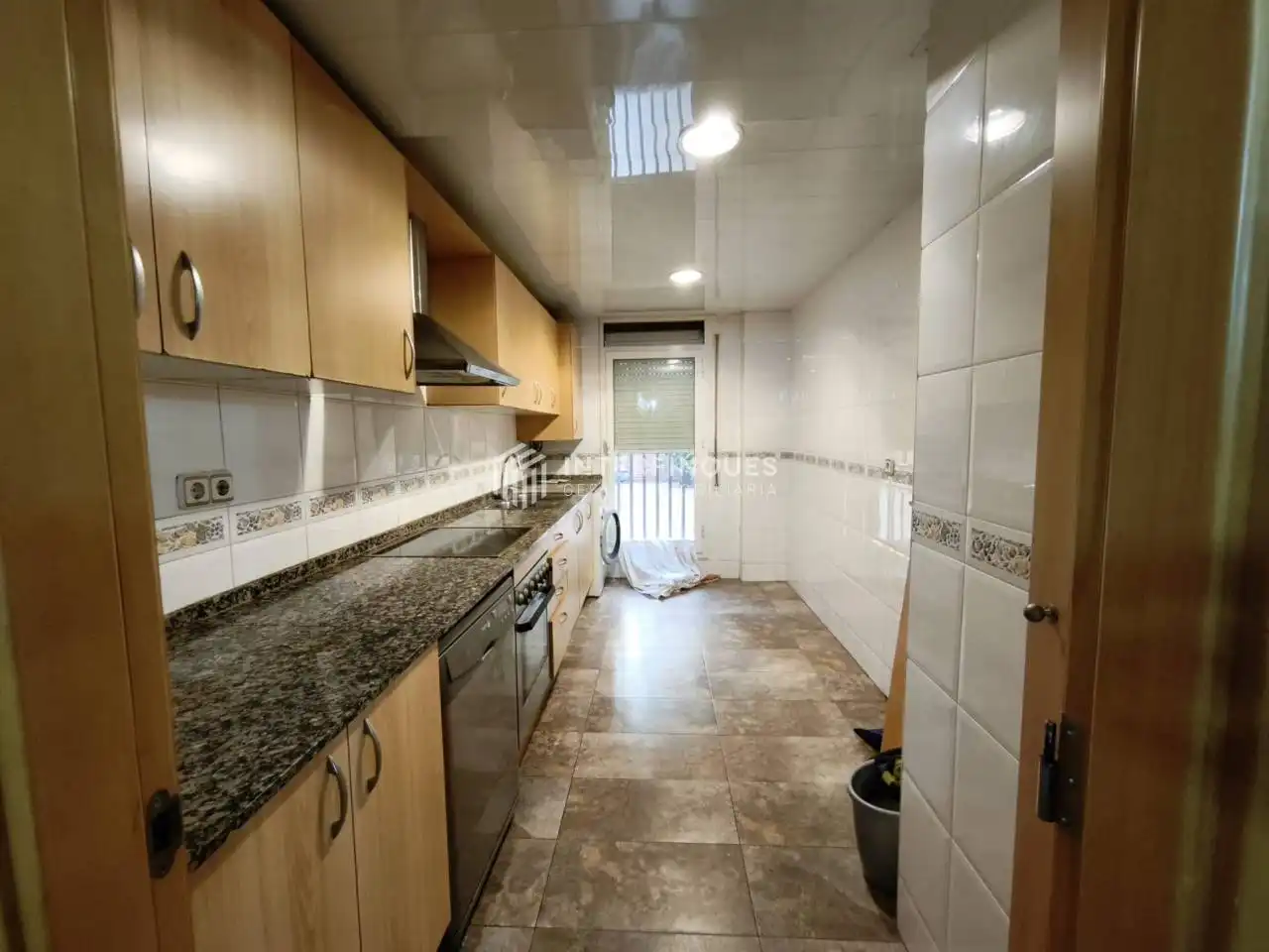 Cocina de Dúplex en venta en Badalona con Calefacción, Parquet y Terraza