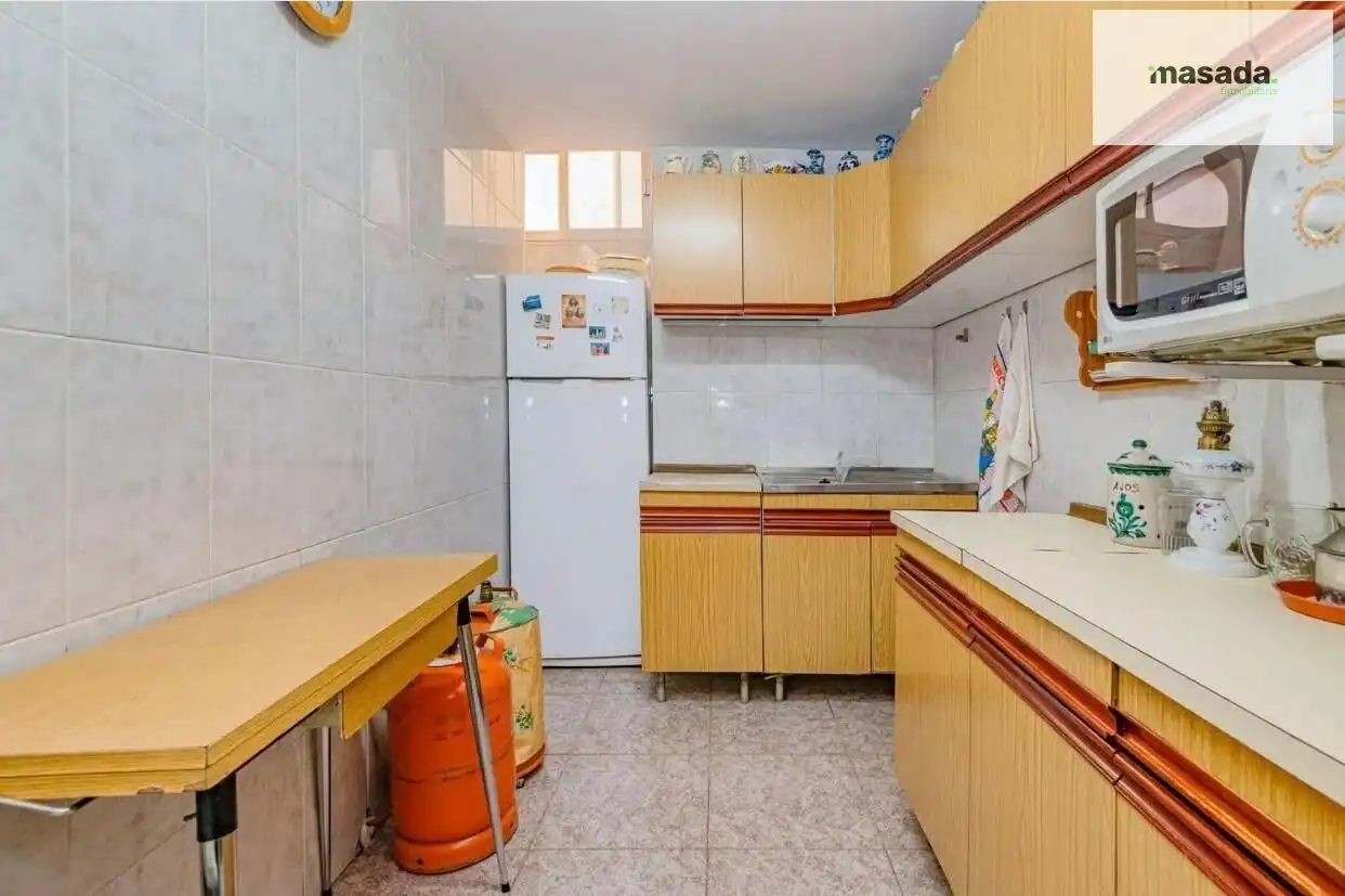 Cocina de Casa adosada en venta en Montefrío