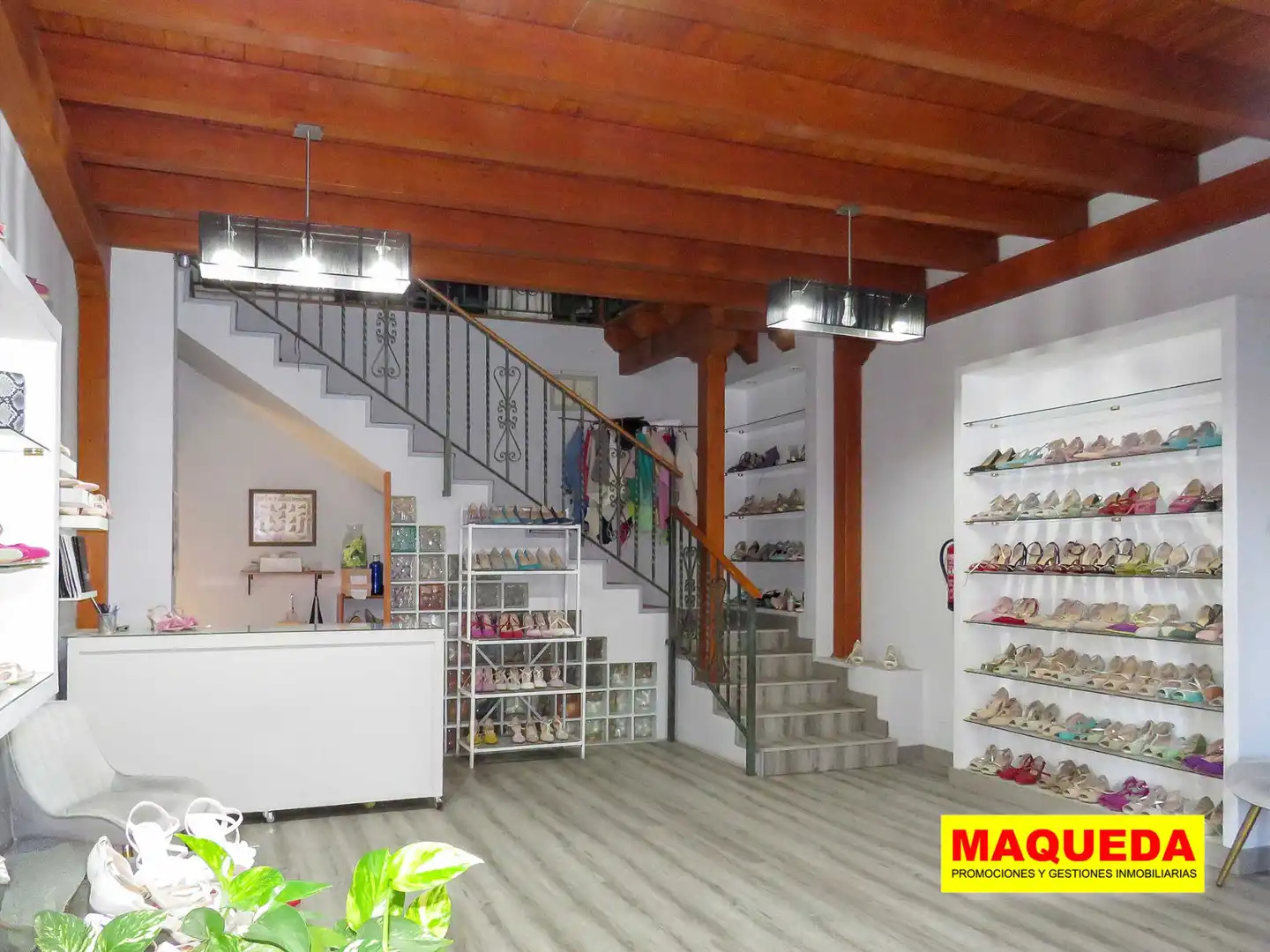 Local comercial de lloguer a Calle Gabriela Mistral 3, imagen 9