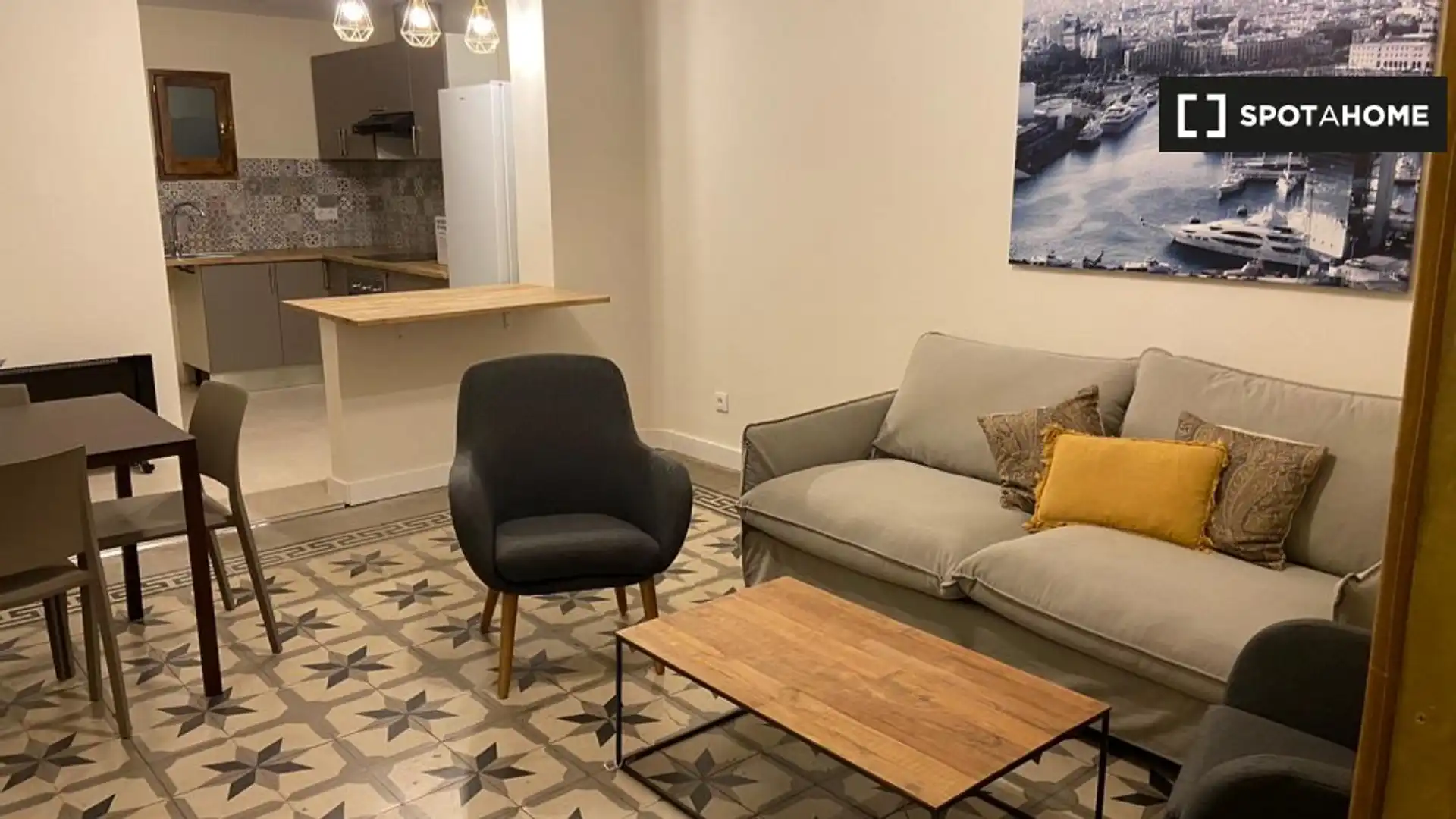 Flat for rent in Barri Gòtic