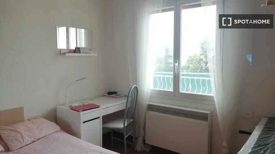 Room in 2º Ensanche