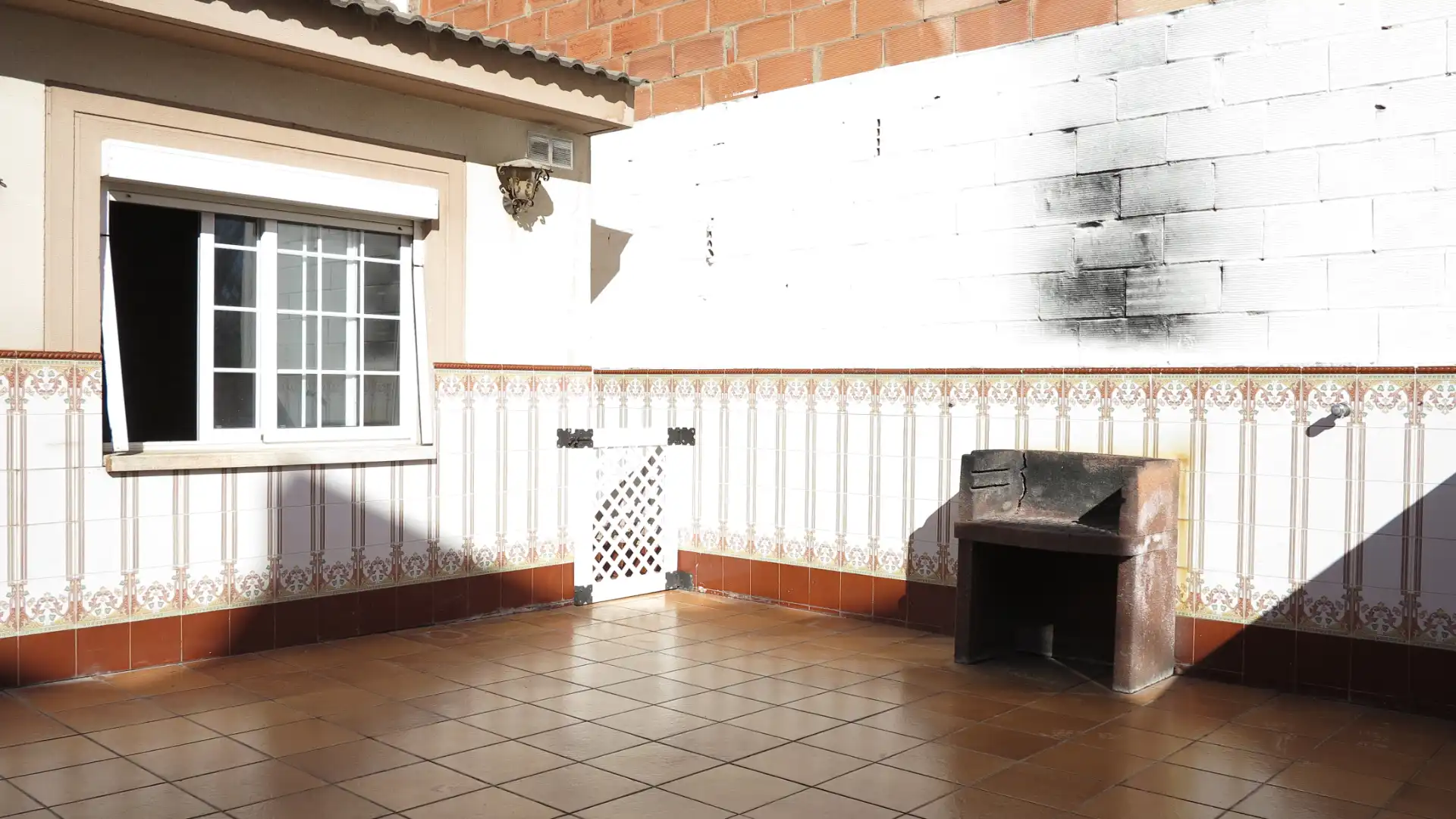 Terrace of Houses for sale in Sant Joan Despí  with Air Conditioner, Heating and Terrace