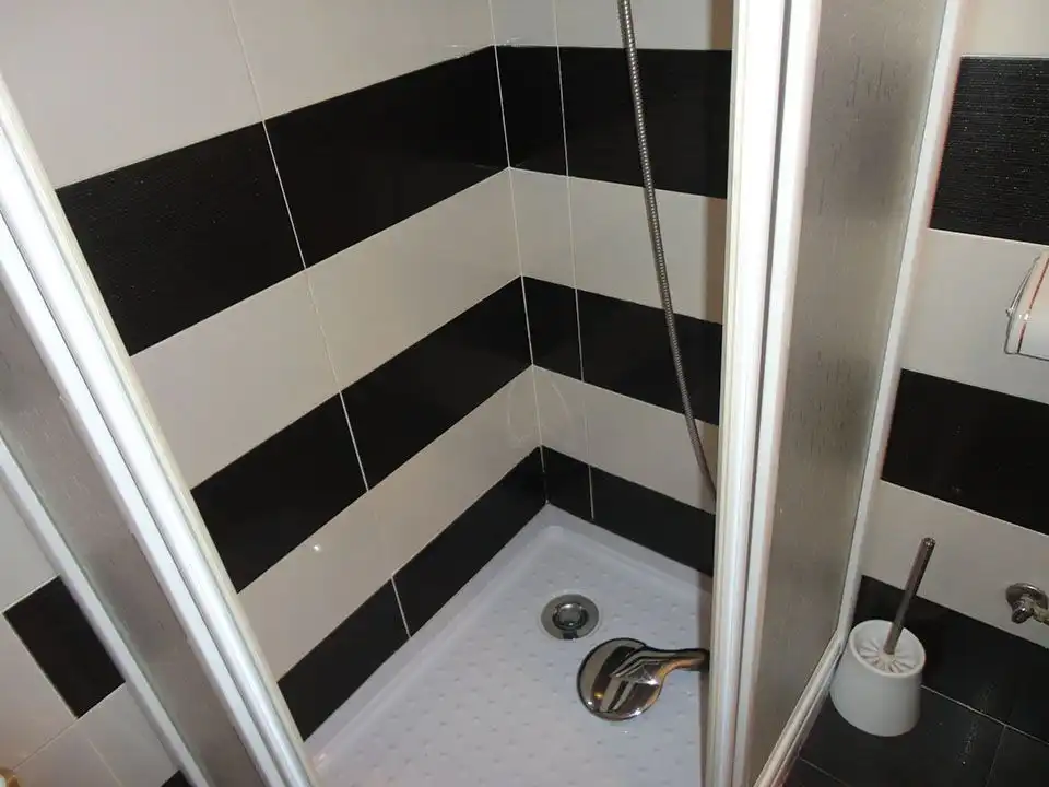 Baño de Finca rústica en venta en Valle de Valdelaguna con Calefacción, Terraza y Trastero
