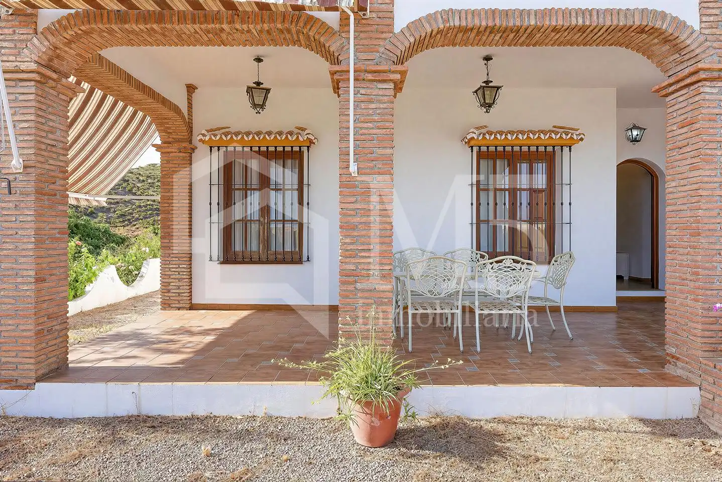 Terrasse von Country house zum Verkauf in Vélez-Málaga mit Klimaanlage, Privatgarten und Terrasse