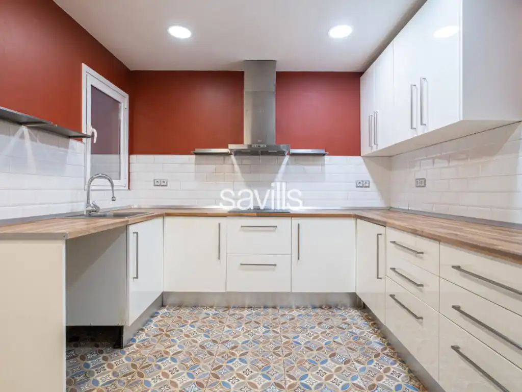 Cocina de Apartamento en venta en Barcelona con Aire acondicionado, Horno y Balcón