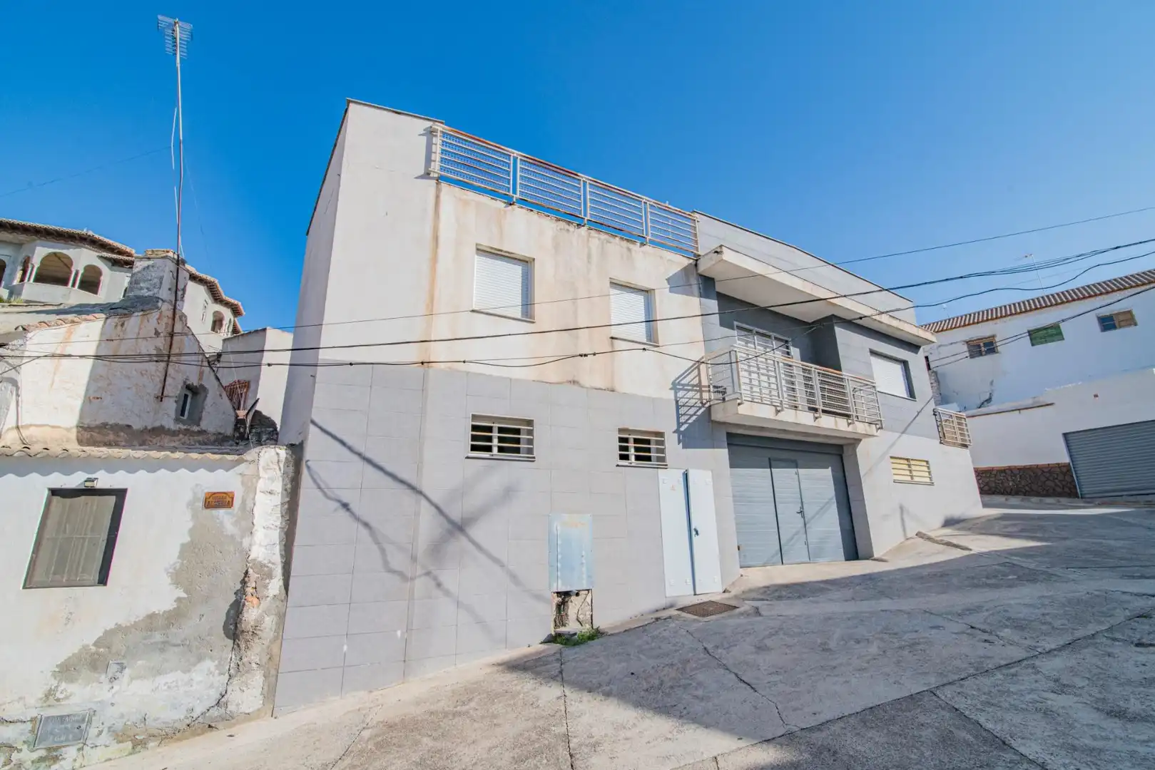 Vista exterior de Edificio en venta en Moraleda de Zafayona