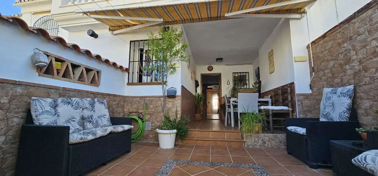 Terrassa de Casa o xalet en venda en Alhaurín de la Torre amb Aire condicionat, Calefacció i Terrassa