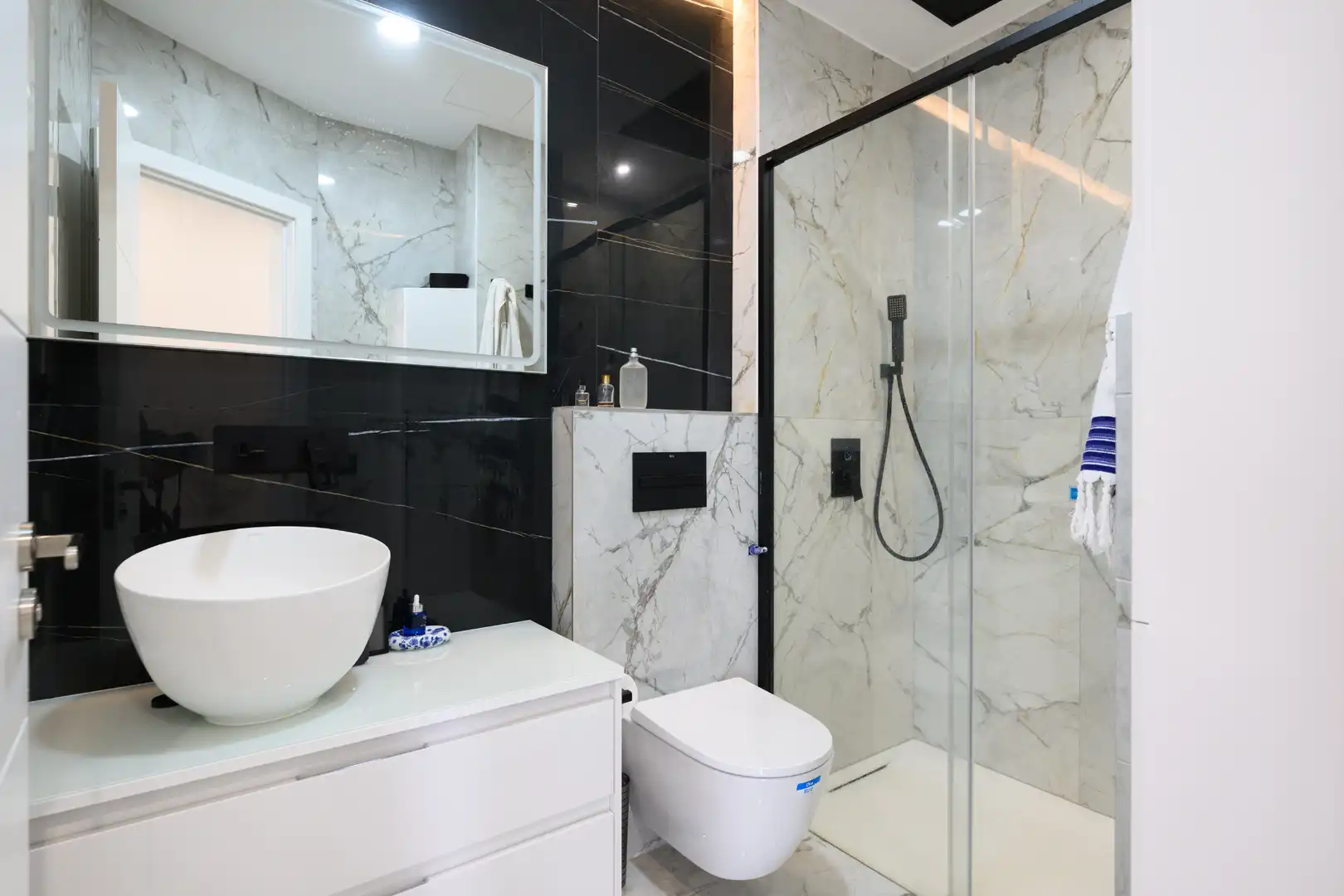 Badezimmer von Wohnung zum Verkauf in Las Palmas de Gran Canaria mit Möbliert