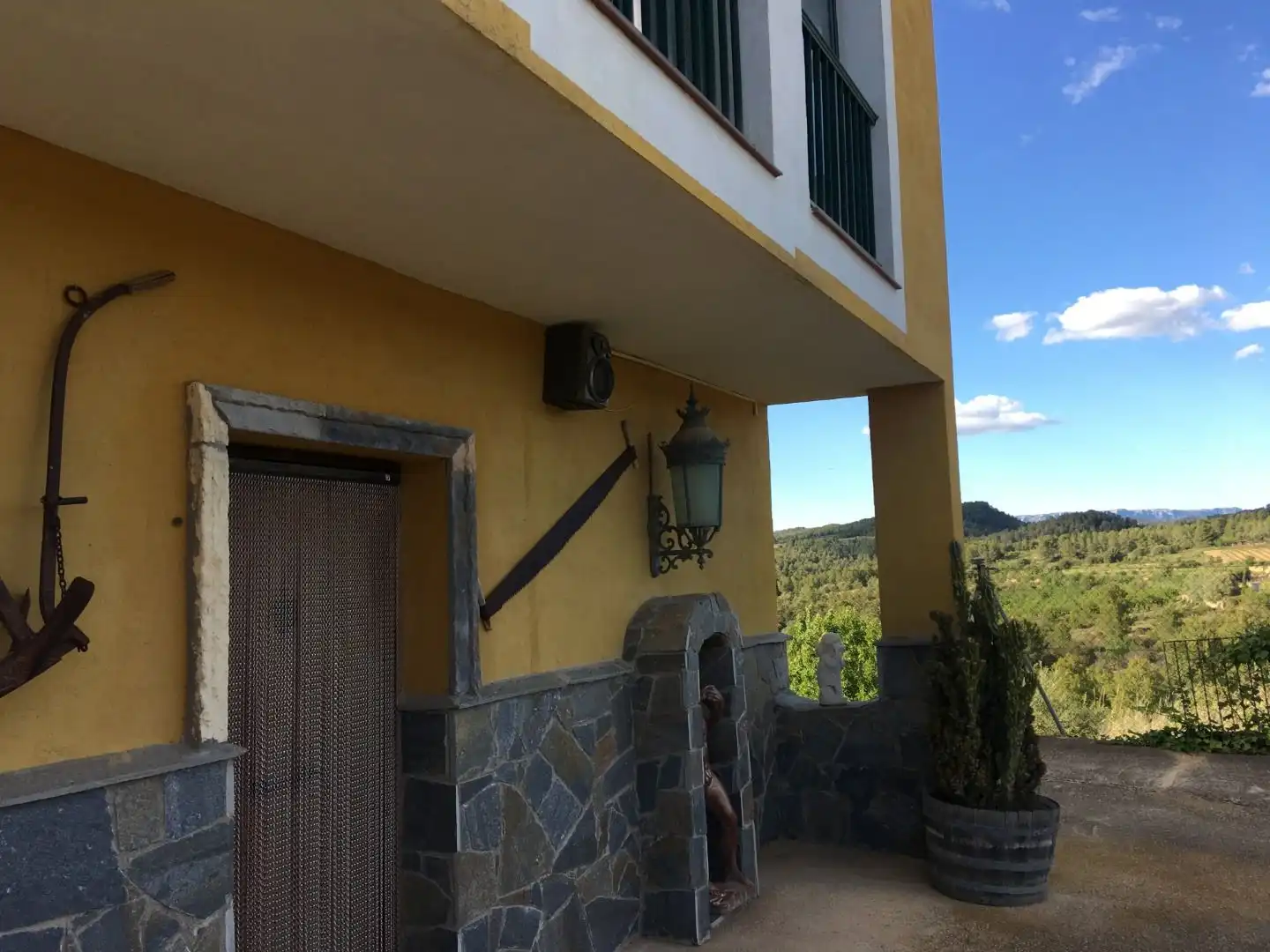 Exterior view of Houses for sale in Els Guiamets