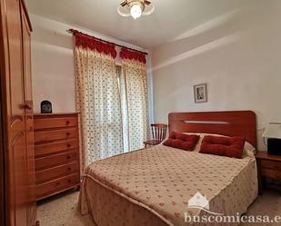 Dormitori de Apartament de lloguer en Linares amb Aire condicionat, Calefacció i Moblat
