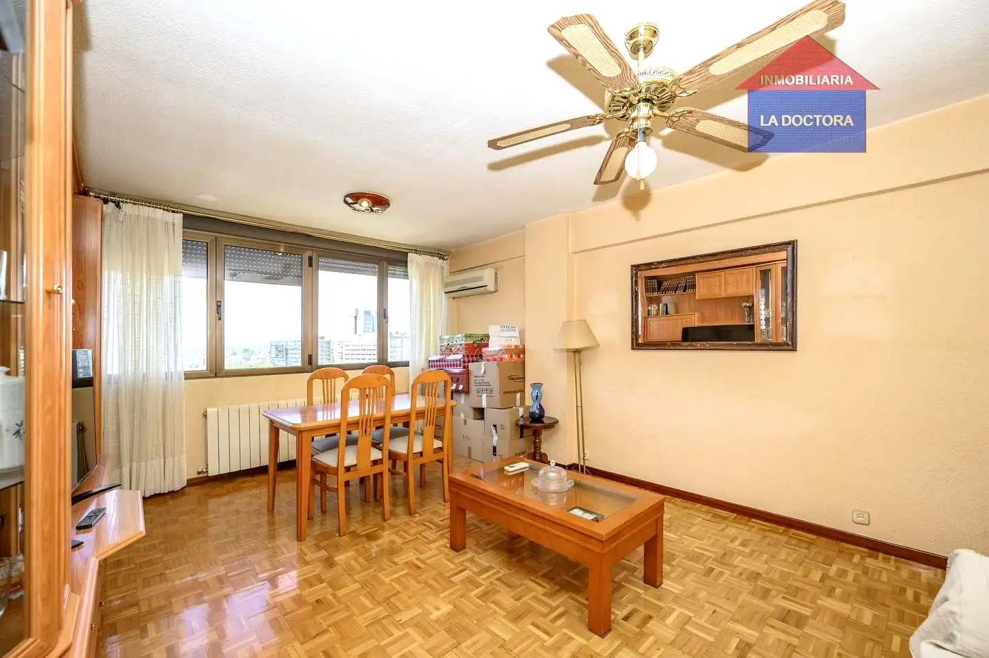 Sala de estar de Piso en venta en Madrid con Aire acondicionado, Calefacción y Parquet
