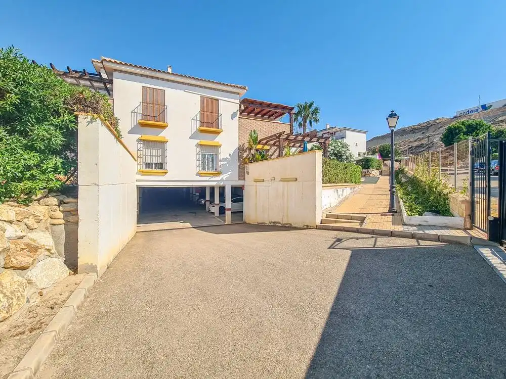 Vivienda con piscina en venta en Calle ALBARDIN, imagen 18