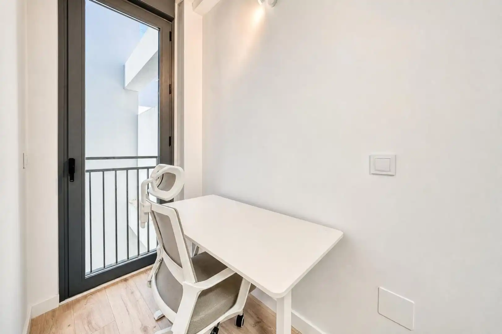 Apartament amb terrassa de lloguer a Puerto Deportivo, imagen 19