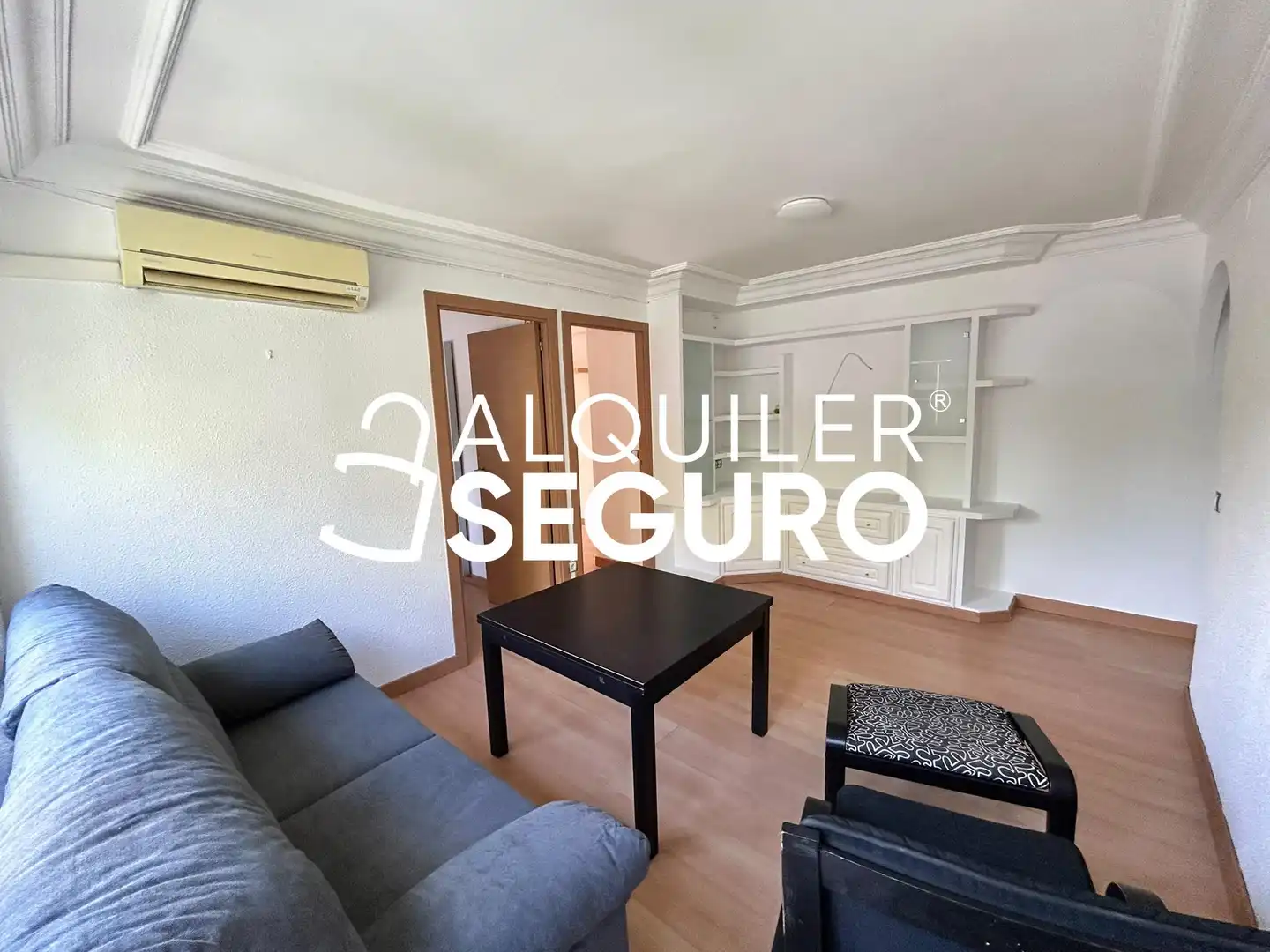 Sala de estar de Piso de alquiler en Madrid con Aire acondicionado, Calefacción y Amueblado