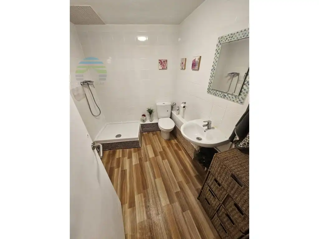 Baño de Piso en venta en Barcelona con Aire acondicionado