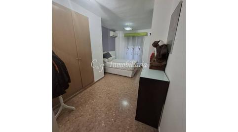 Foto 5 de Pis en venda a Avenida de Abril - 9 de Octubre, Sagunto / Sagunt