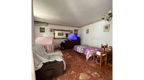 Foto 3 von Einfamilien-Reihenhaus zum Verkauf in Sierra de Estepona - Avda. de Andalucía, Estepona
