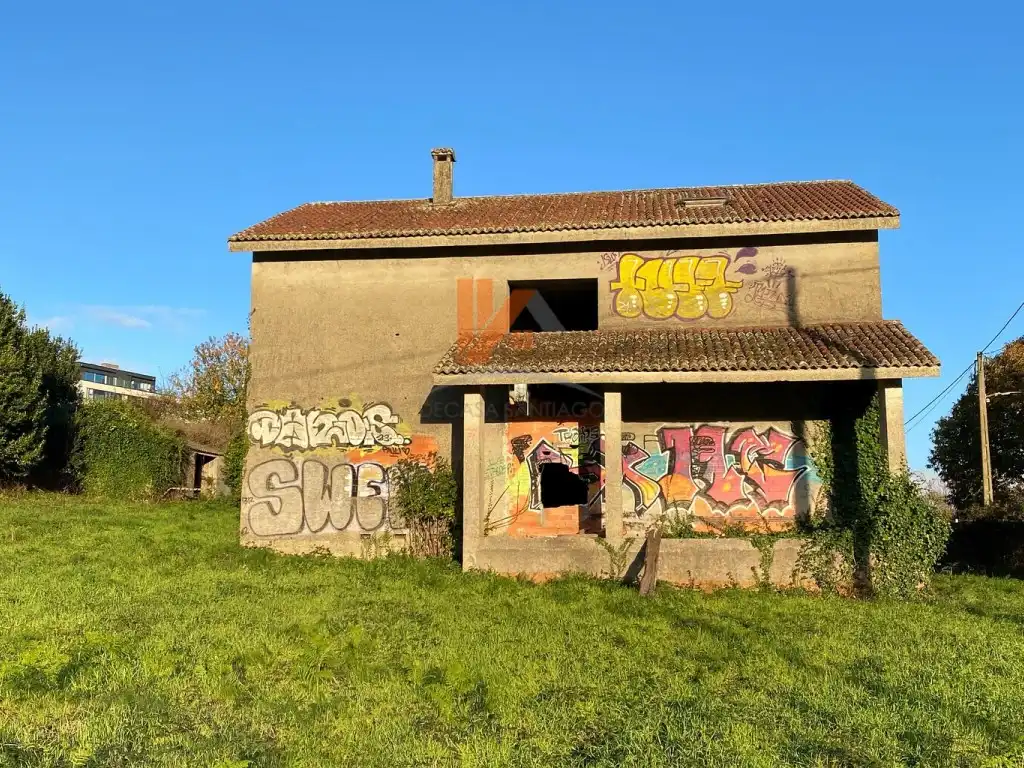 Außenansicht von Haus oder Chalet zum Verkauf in Santiago de Compostela  mit Privatgarten, Terrasse und Balkon