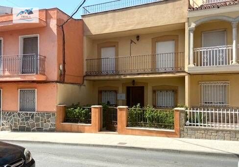 Vista exterior de Casa o xalet en venda en Jamilena