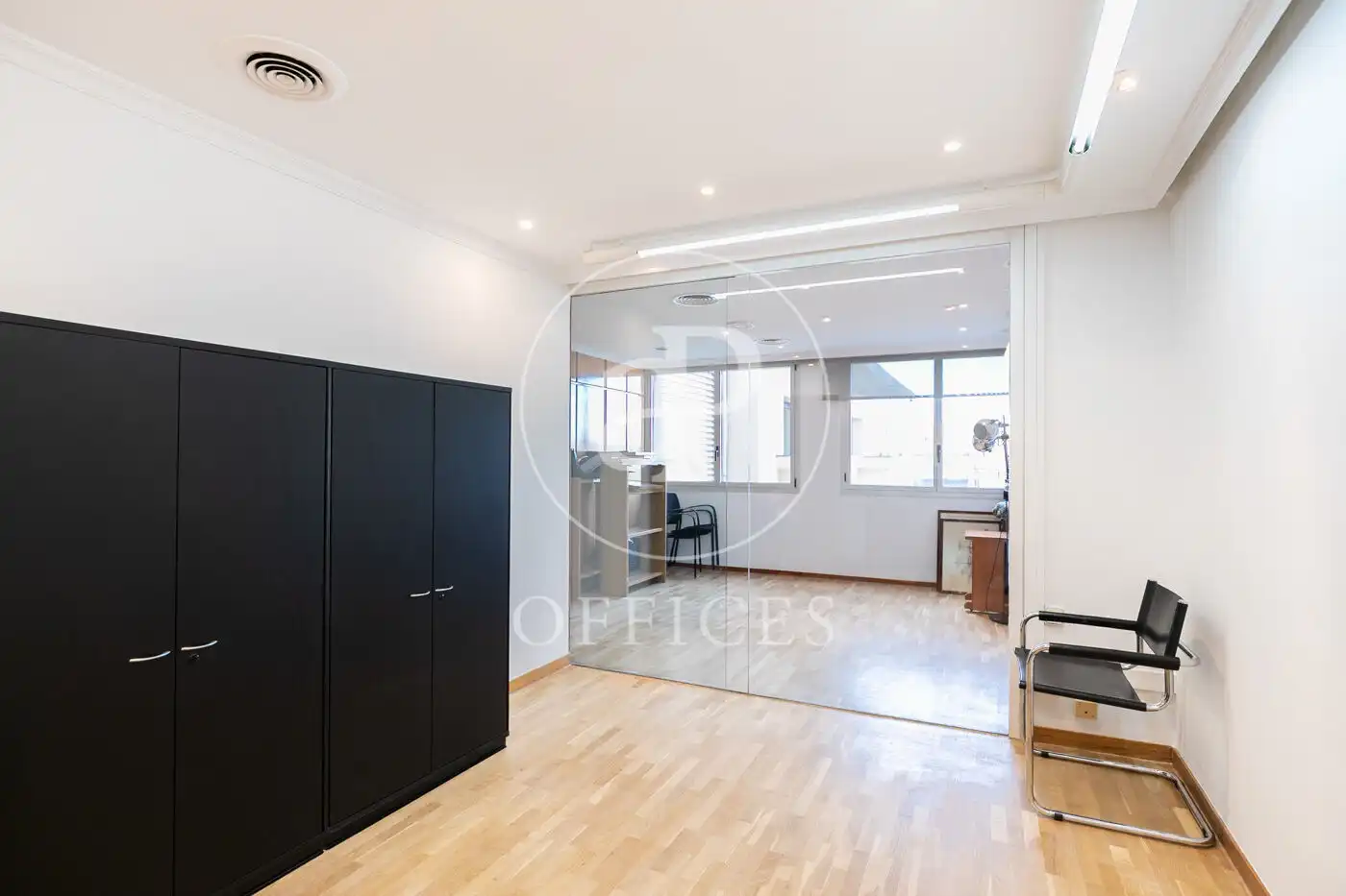 Büro zum Verkauf in Barcelona mit Klimaanlage und Heizung
