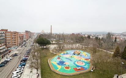 Vista exterior de Àtic en venda en Palencia Capital amb Calefacció, Terrassa i Traster