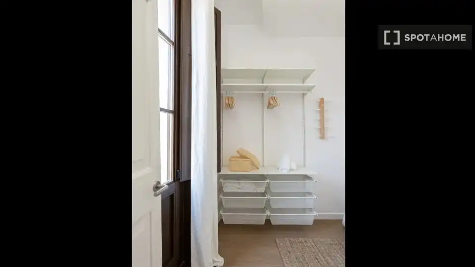 Habitación de Piso de alquiler en Barcelona con Aire acondicionado, Calefacción y Amueblado