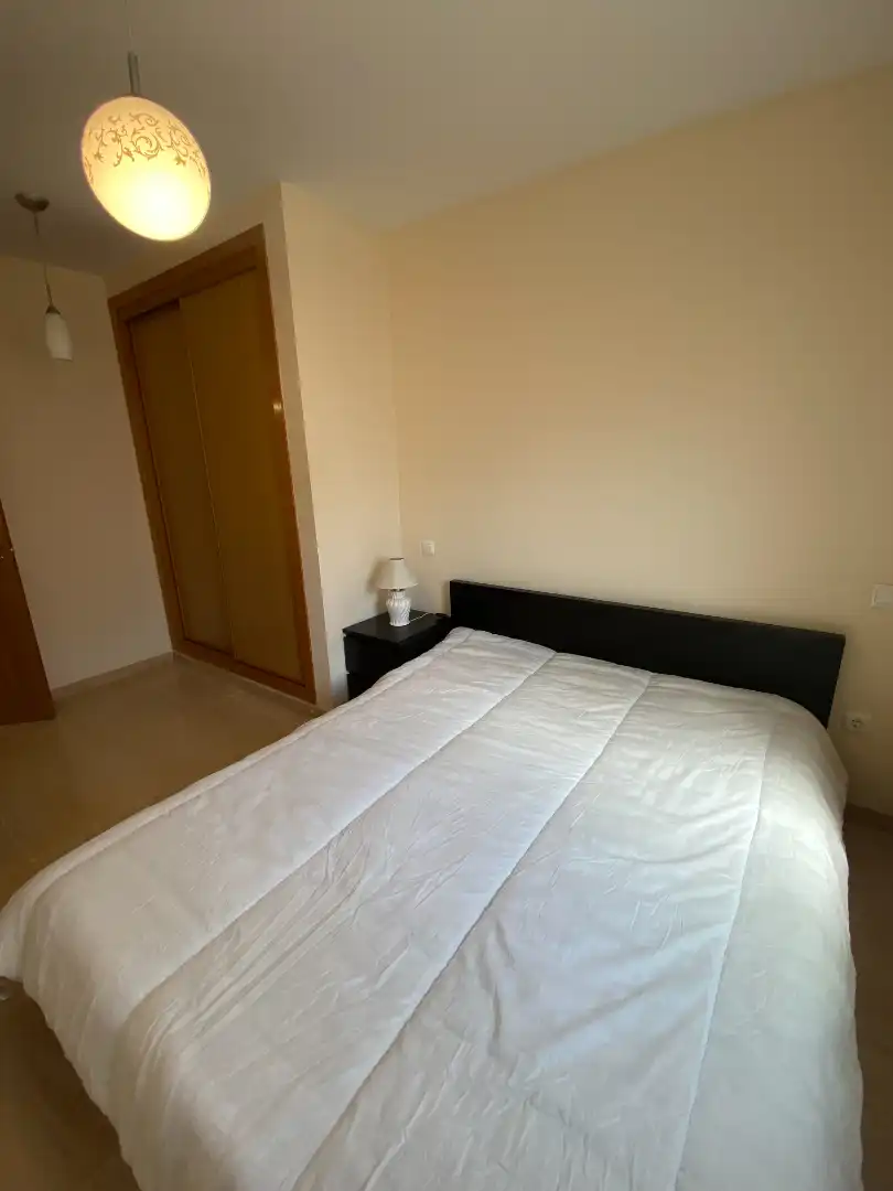 Habitación de Piso de alquiler en Málaga con Aire acondicionado, Terraza y Trastero