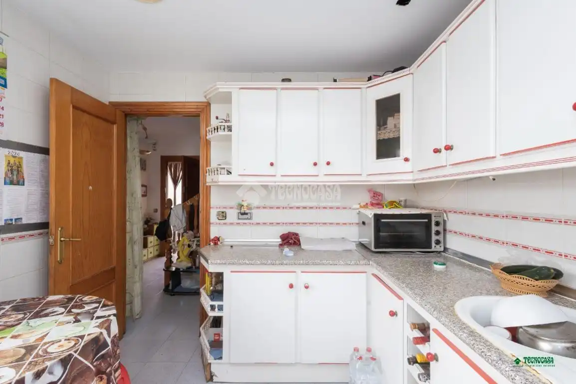 Cuina de Casa adosada en venda en Níjar amb Aire condicionat