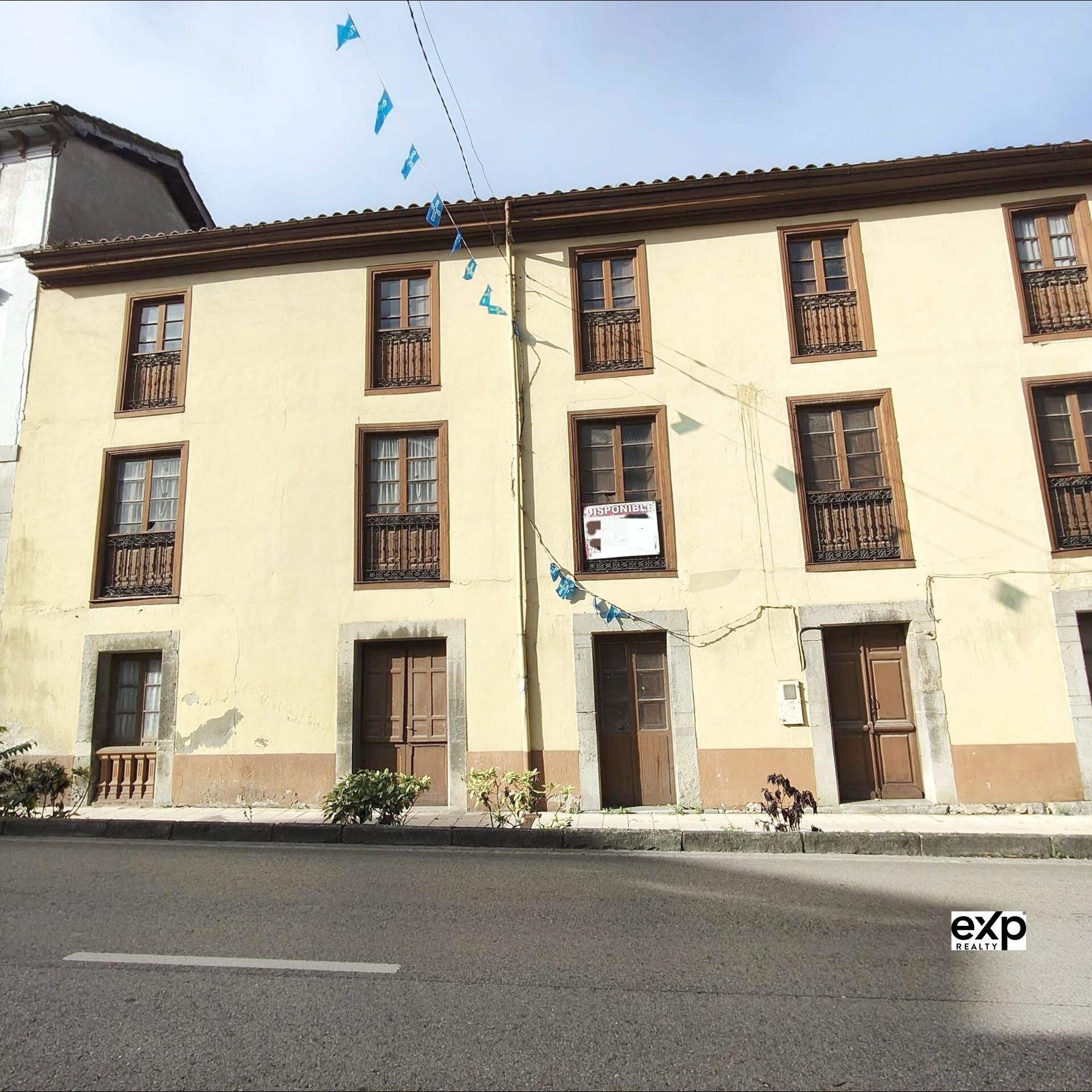 Exterior view of Building for sale in Oviedo 