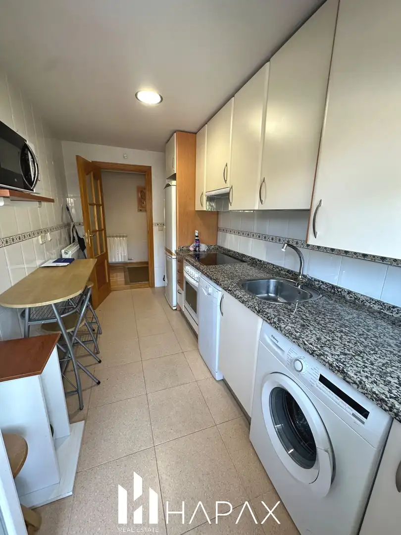 Küche von Wohnung zum Verkauf in Salamanca mit Heizung, Privatgarten und Möbliert